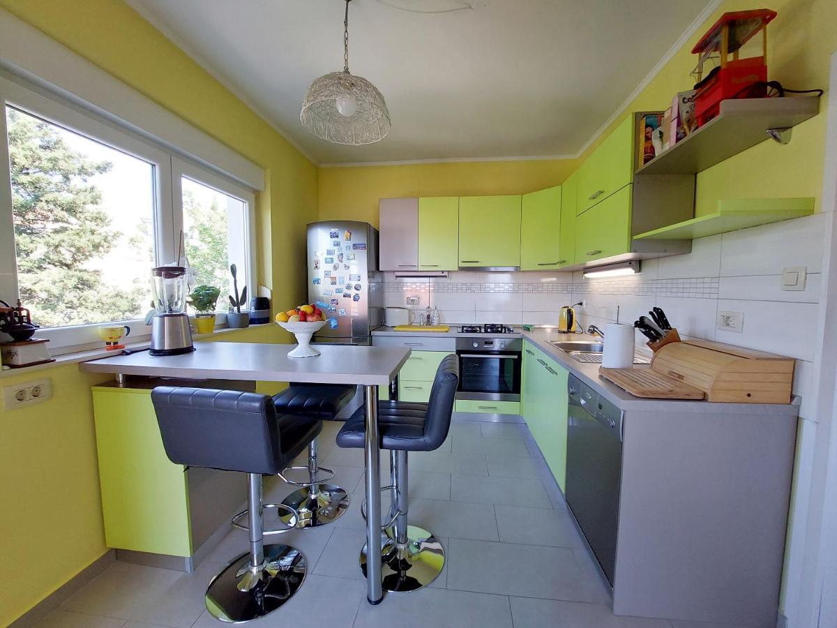 Apartments Faran ซริกเวนิซา ภายนอก รูปภาพ