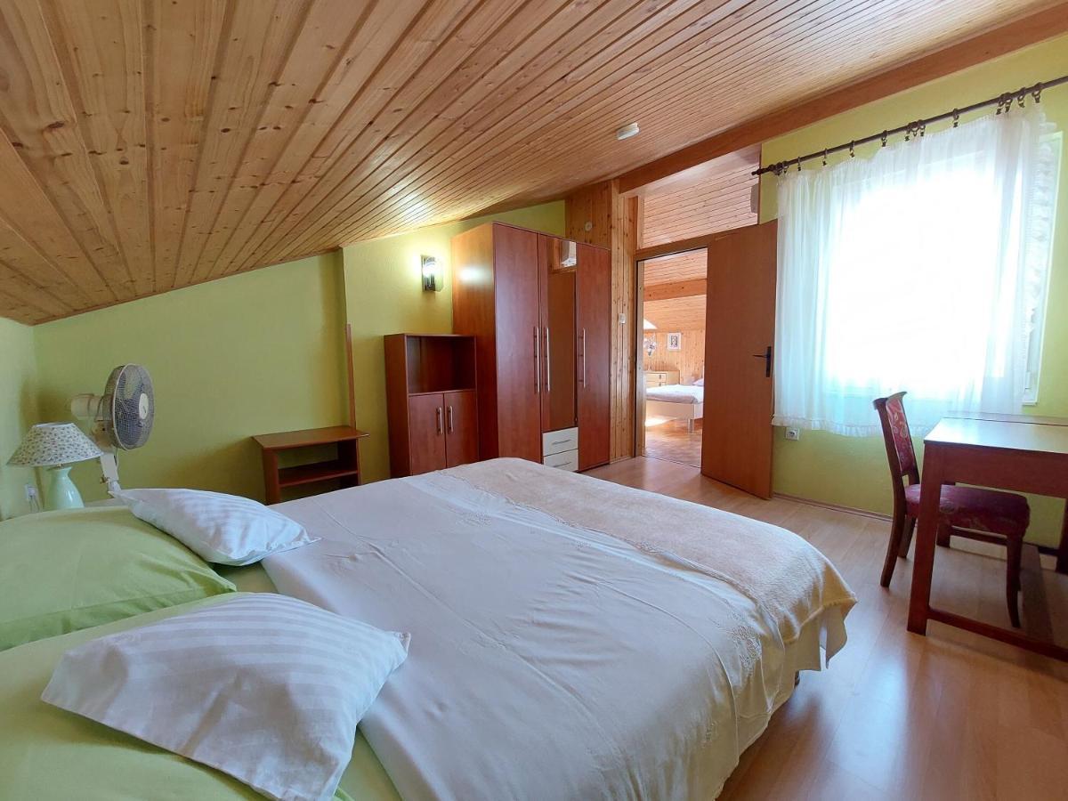 Apartments Faran ซริกเวนิซา ภายนอก รูปภาพ